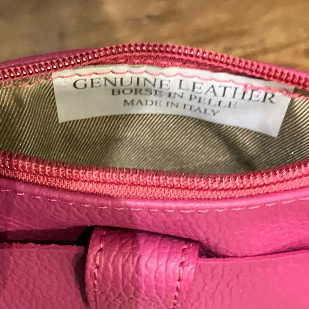 Borse in Pelle Genuine Leather Crossbody Phone Bag NIP